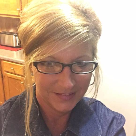 Meet your Posher, Derita - Picture 1 of 1